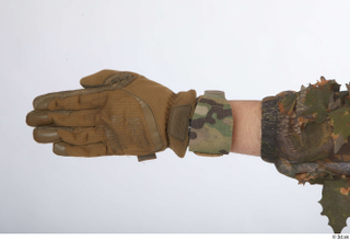 Photos Frankie Perry KSk German Army gloves hand 0005.jpg